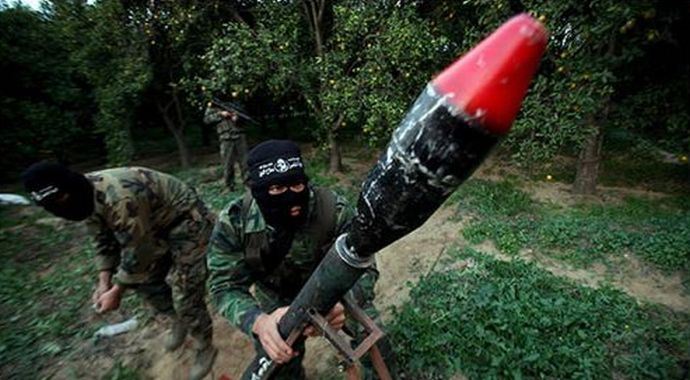 İsrail'e Gazze'den roketli saldırı iddiası İsrail'e Gazze'den roketli saldırı iddiası