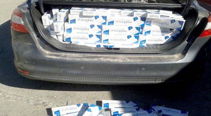 Aksaray'da 10 bin paket kaçak sigara ele geçirildi Aksaray'da 10 bin paket kaçak sigara ele geçirildi