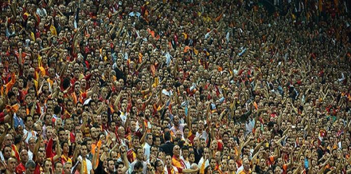 Galatasaray 1-0 Çaykur Rizespor ilk yarı sonucu