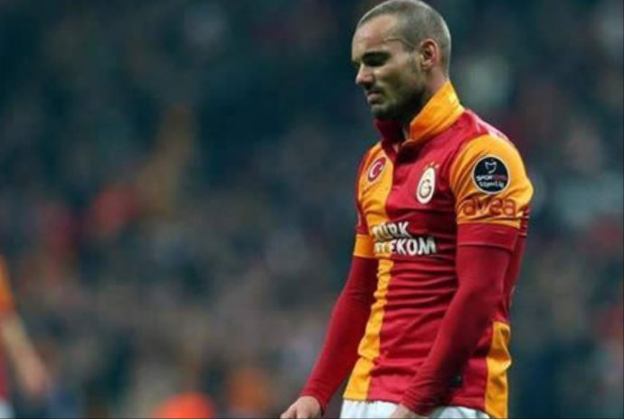 Sneijder&#039;den &#039;Eboue ile kavga&#039; açıklaması