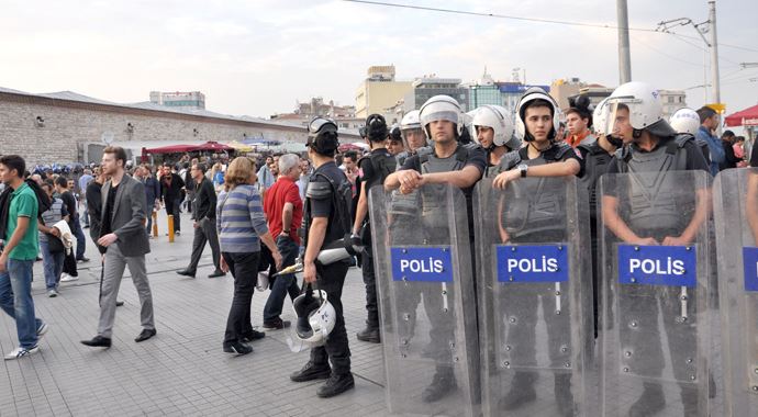Taksim'e polis müdahalesi