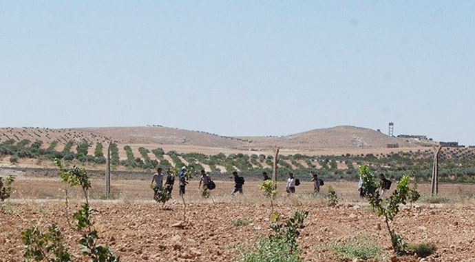 Sınırda kaçakçı operasyonu, 1 ölü