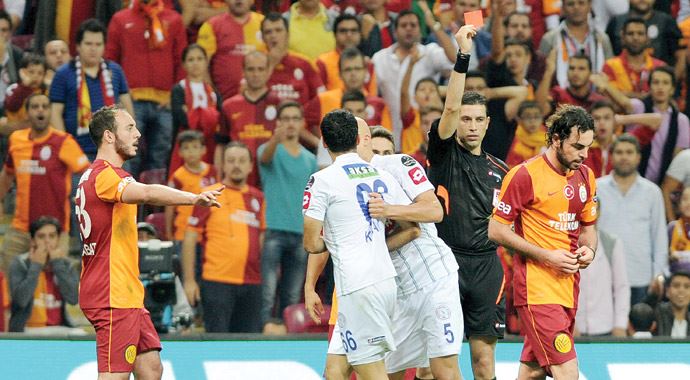 Arena'da Drogba'ya Selçuk mesajı