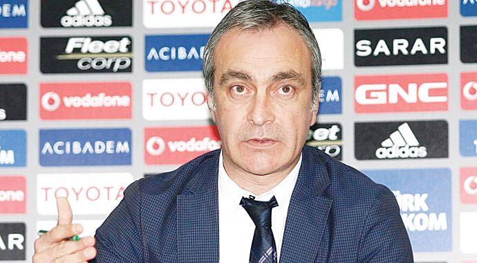 Önder Özen resmen Kartal 
