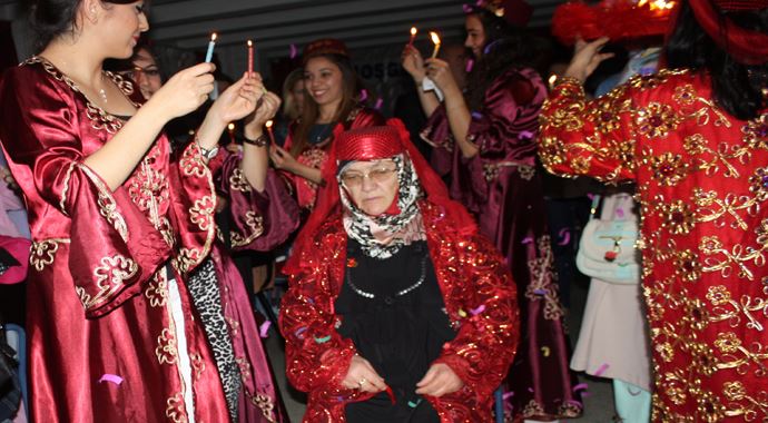 67'sinde gelin oldu 67'sinde gelin oldu