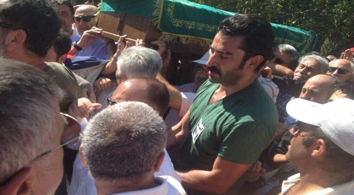 Ramiz Dayı'ya vefa kuruğu Ramiz Dayı'ya vefa kuruğu