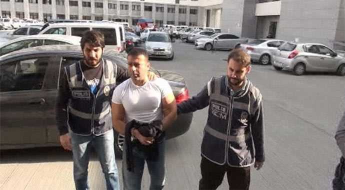 Çarşı'nın eski lideri Markaryan, sağlık kontrolünden geçirildi Çarşı'nın eski lideri Markaryan, sağlık kontrolünden geçirildi