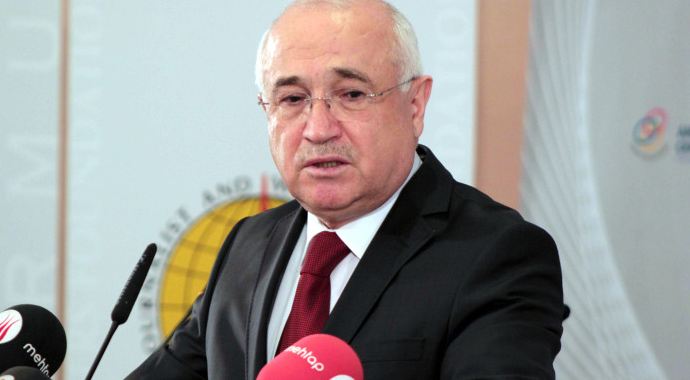 Cemil Çiçek Suriye&#039;ye olası tezkere iddialarını cevapladı