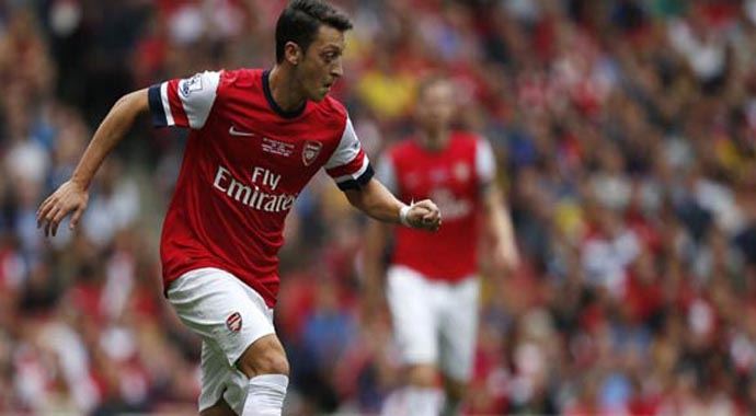 Arsenal'de yeni efsane 'Mesut Özil'