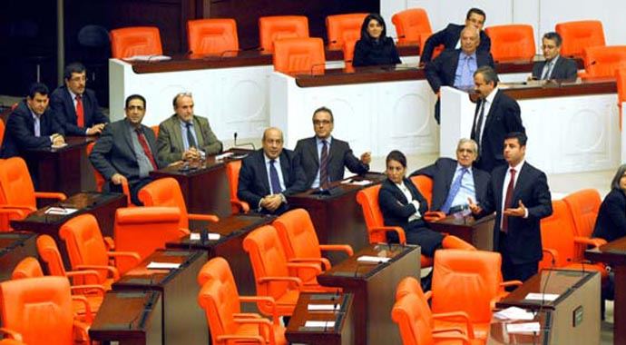 BDP, yeni seçim sisteminde hazine yardımı alacak