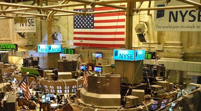 New York borsası sert düşüşle başladı