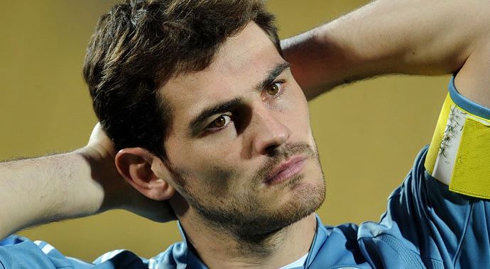 Casillas Milan yolunda 
