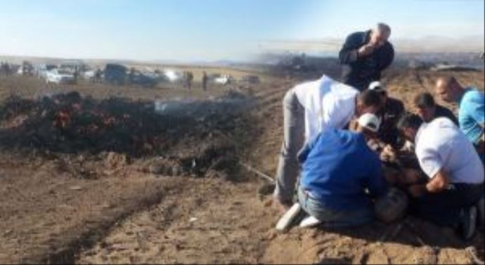 Sivas'ta düşen F-4 tipi askeri uçağın pilotları yaralı kurtuldu Sivas'ta düşen F-4 tipi askeri uçağın pilotları yaralı kurtuldu