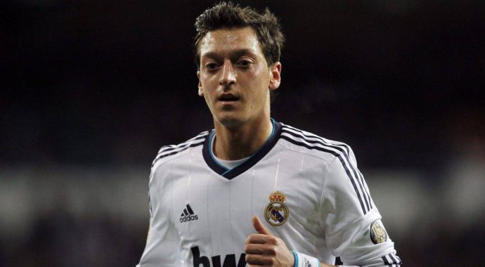 Alman basını, 'Mesut Özil memnun değil' Alman basını, 'Mesut Özil memnun değil'