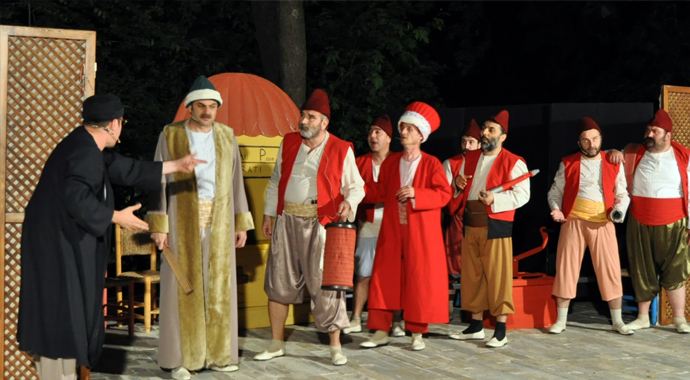 Bursa'da tiyatro keyfi Bursa'da tiyatro keyfi
