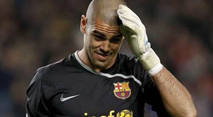 Barcelona'da kaleci Valdes'in yerine 3 aday Barcelona'da kaleci Valdes'in yerine 3 aday