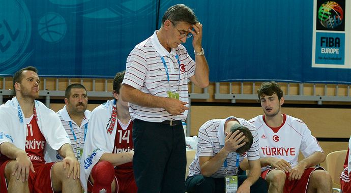 Tanjevic, 'Takımda bir problem var' Tanjevic, 'Takımda bir problem var'