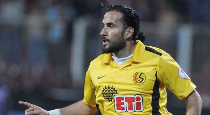 Galatasaray&#039;da &#039;transferin son günü&#039; harekatı