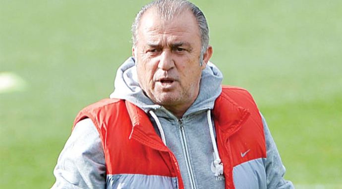 Fatih Terim&#039;in kafası karıştı