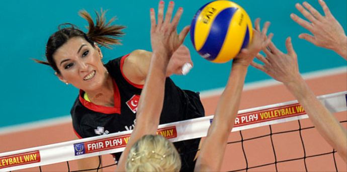 Filenin Sultanları zor da olsa kazandı, Türkiye 3-2 Hollanda Filenin Sultanları zor da olsa kazandı, Türkiye 3-2 Hollanda