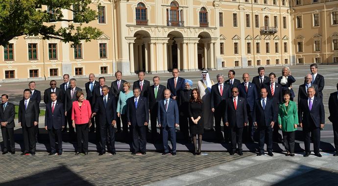 Zirve'de 11 ülke Esad'ı sorumlu tuttu