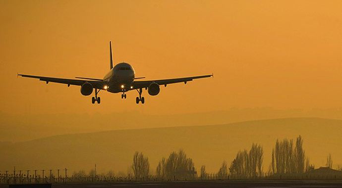Rusya Suriye'deki vatandaşlarını tahliye ediyor