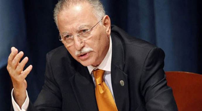 Ekmeleddin İhsanoğlu&#039;ndan Somali&#039;deki saldırıya kınama