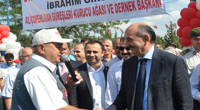 Mehmet Müezzinoğlu Edirne&#039;de