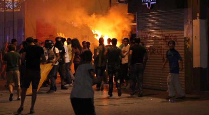 Dolapdere&#039;deki BDP&#039;li gruba biber gazlı polis müdahalesi