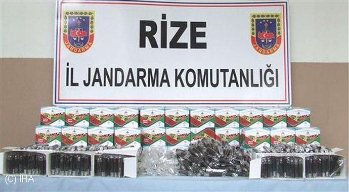 Rize'de 73 bin sigara ele geçirildi Rize'de 73 bin sigara ele geçirildi