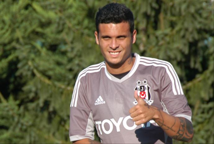 Beşiktaş'ın 'En Hırçın' futbolcusu Motta Beşiktaş'ın 'En Hırçın' futbolcusu Motta