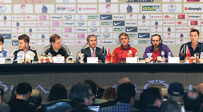 Mancini'den Türk futboluna reçete! Mancini'den Türk futboluna reçete!