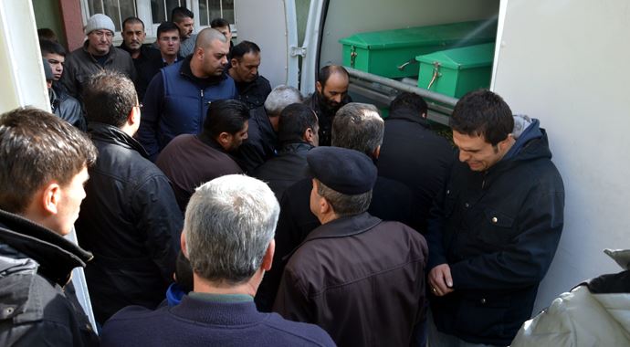 14 yaşındaki çocuk, başına poşetle ölü bulundu 14 yaşındaki çocuk, başına poşetle ölü bulundu