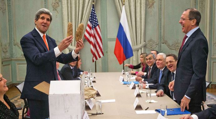 John Kerry'den Rus mevkidaşı Sergey Lavrov'a ilginç hediye