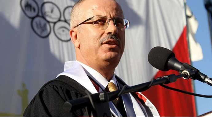 Filistin Başbakanı Hamdallah'ın konvoyuna İsrail engeli Filistin Başbakanı Hamdallah'ın konvoyuna İsrail engeli