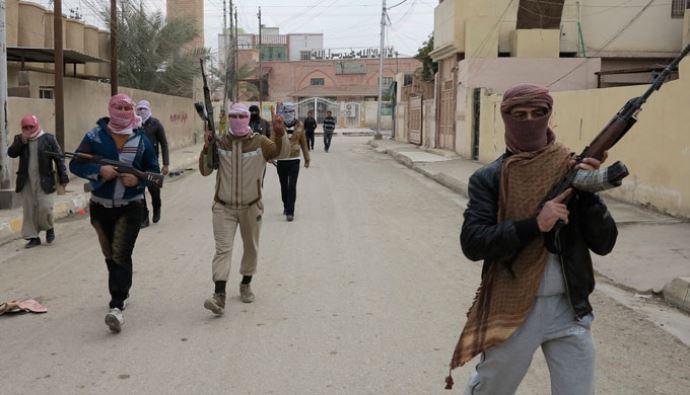 Irak ordusu - El Kaide çatışmasında Türkler arada kaldı Irak ordusu - El Kaide çatışmasında Türkler arada kaldı