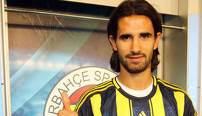 Fenerbahçe'ye Alper'den kötü haber, 1 ay yok Fenerbahçe'ye Alper'den kötü haber, 1 ay yok