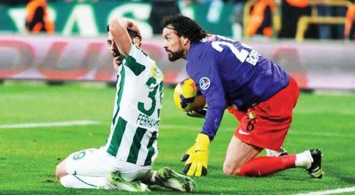 Servet&#039;in suçu ne? Sanal alemi salladı