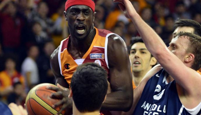 Anadolu Efes, rahat kazandı Anadolu Efes, rahat kazandı