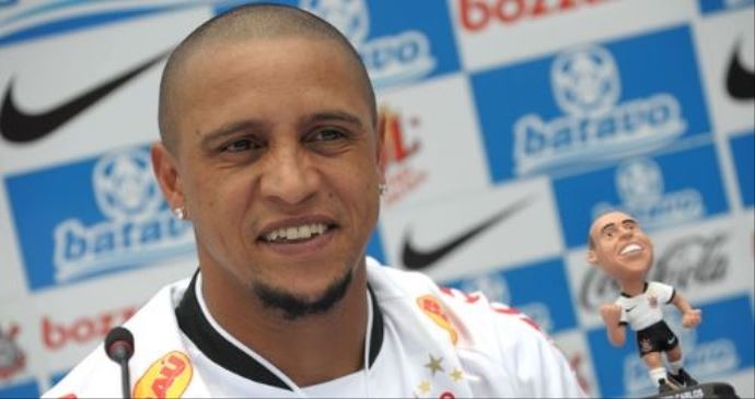 Roberto Carlos'tan Anelka açıklaması Roberto Carlos'tan Anelka açıklaması