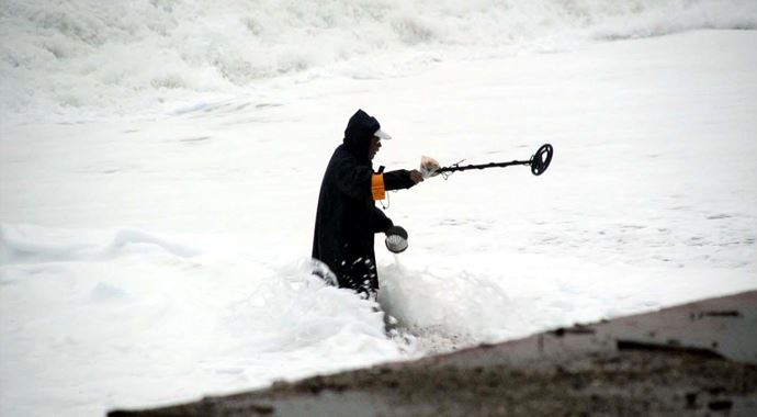 Plajda 'altın sezonu' açıldı Plajda 'altın sezonu' açıldı
