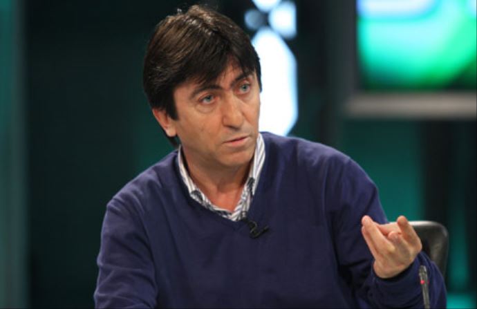 Rıdvan Dilmen UEFA listesinde gösterildi Rıdvan Dilmen UEFA listesinde gösterildi