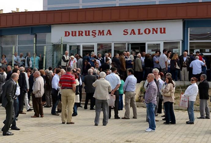 "Yeniden yargılanmada" yeni karar "Yeniden yargılanmada" yeni karar