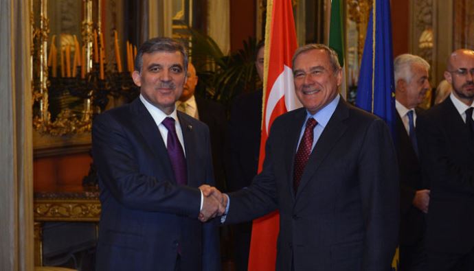 İtalya Cumhurbaşkanı'ndan Abdullah Gül'e resmi akşam yemeği