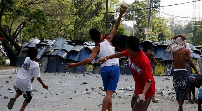 Filipinler'de çatışma: 40 ölü Filipinler'de çatışma: 40 ölü
