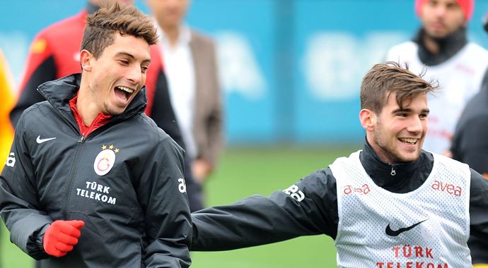 Alex Telles: Galatasaray'a gelerek rüyalarım gerçekleşti Alex Telles: Galatasaray'a gelerek rüyalarım gerçekleşti
