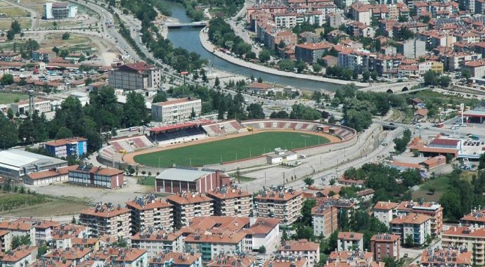 Galatasaray, 7 bin 500 kişilik statta maç yapacak Galatasaray, 7 bin 500 kişilik statta maç yapacak
