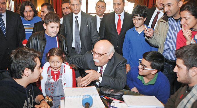 Özel okullara da ücretsiz kitap geliyor Özel okullara da ücretsiz kitap geliyor