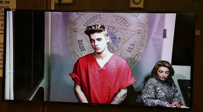 Justin Bieber ile ilgili şok iddia Justin Bieber ile ilgili şok iddia