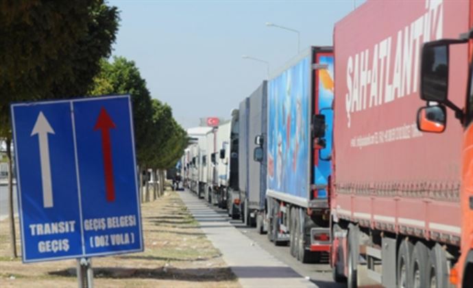 Türkiye ile Bulgaristan arasında TIR krizi!